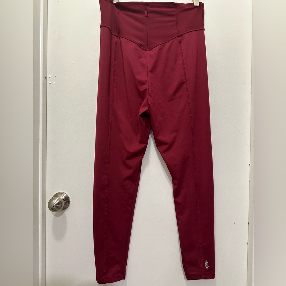Free People Movement Burgundy High-Waisted Leggin Pants Sz L - Picture 3 of 4